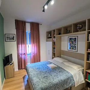 Casa Mafalda - In Near Naviglio Grande Affittacamere